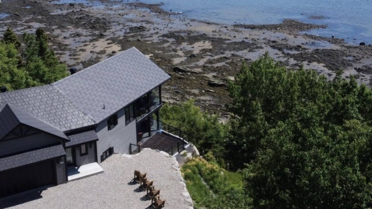 Saint-Simeon House | Maison Bord du Fleuve