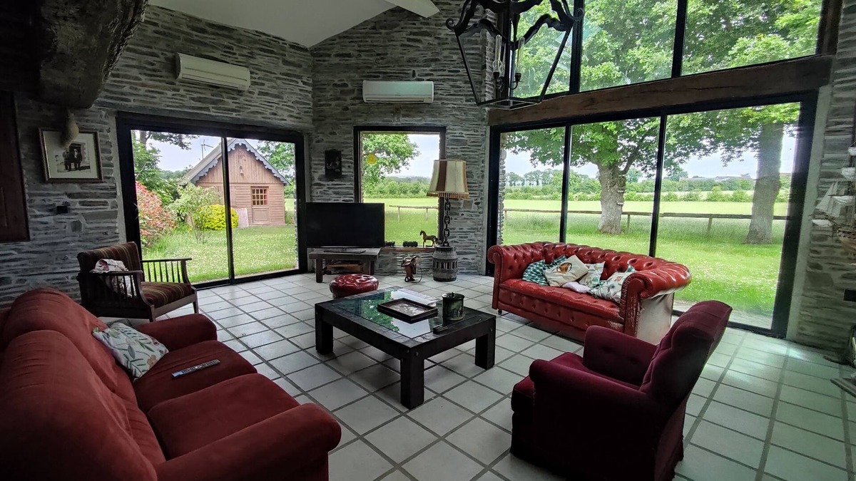 Guemene-Penfao House | Maison bretonne avec piscine chauffée - vue exceptionnelle sur la nature