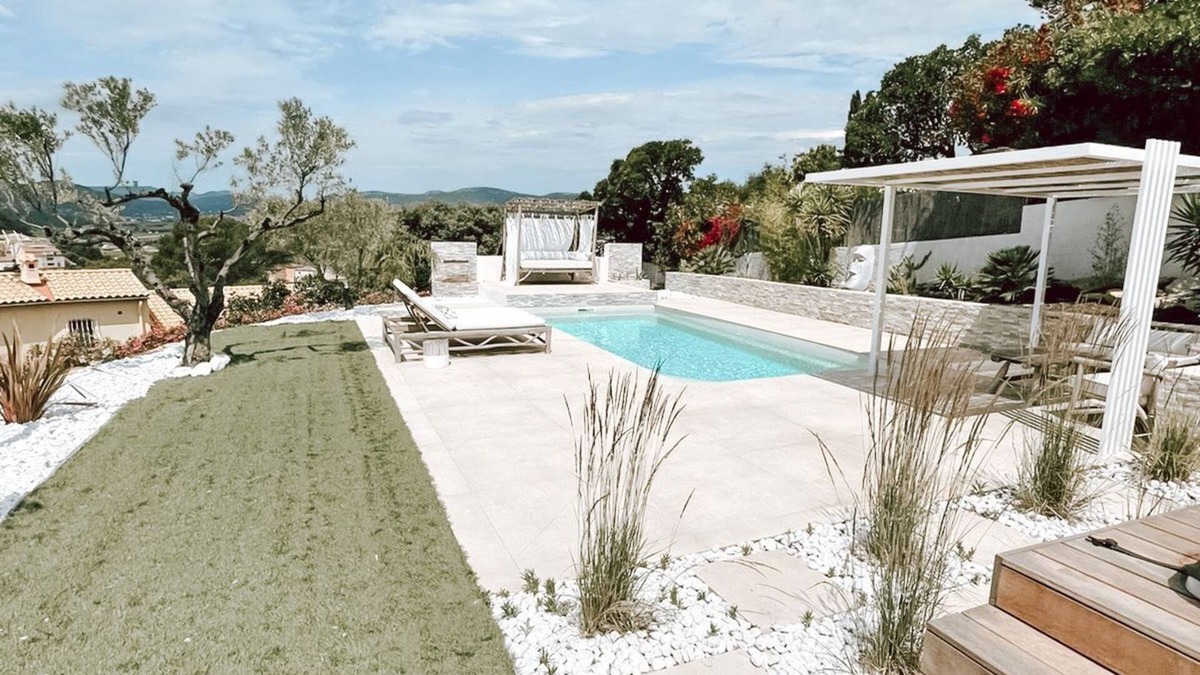 Pierrefeu-du-Var House | Maison Chaleureuse 120m2 Piscine/jacuzzi/jeux