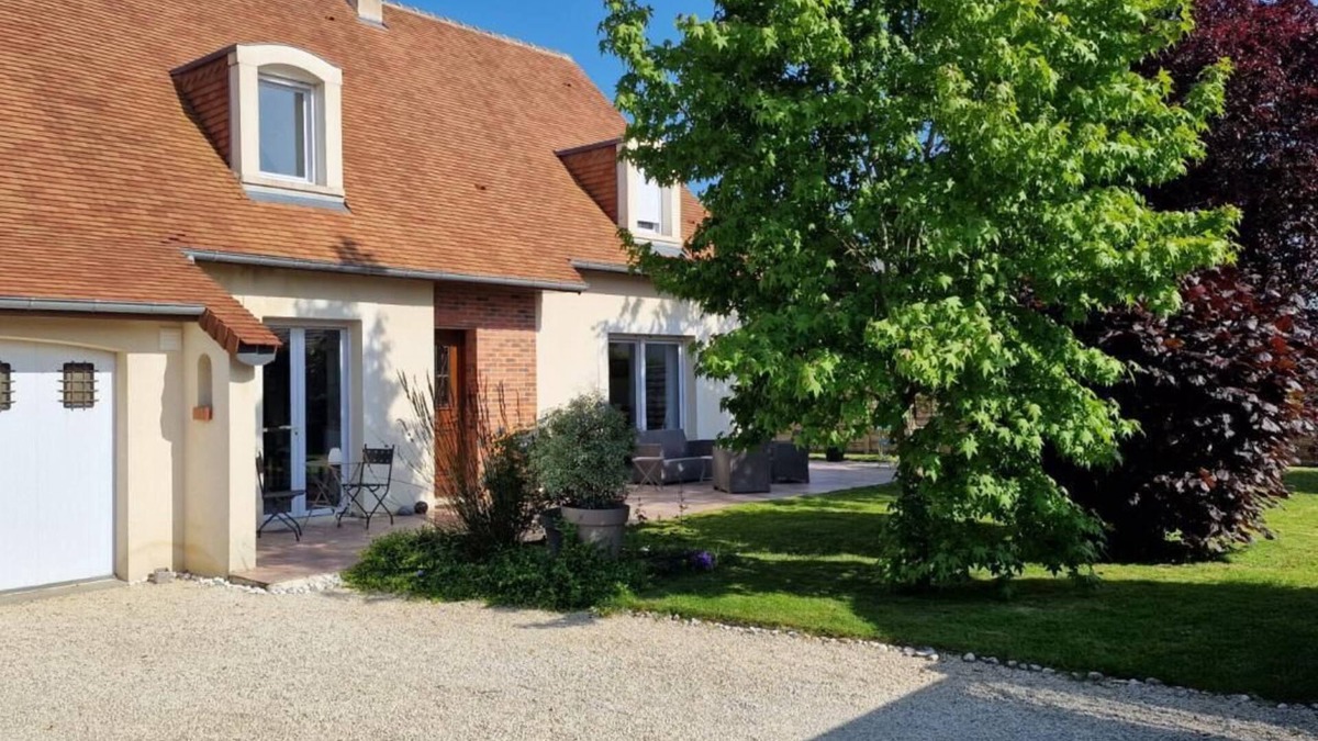 Bavent House | Maison Chaleureuse 4 Chambres 10min de la mer