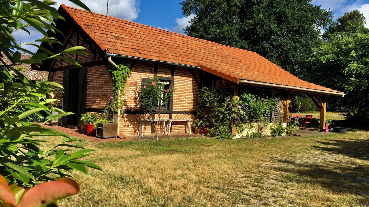 Escource House | Maison Clôturée, Plages, Lacs, Océan et Jacuzzi. Animaux de Compagnie Acceptés