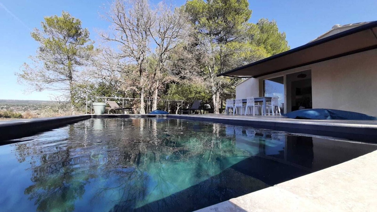 Pourrieres Villa | Maison Climatisée en Provence Verte. Piscine & Pétanque