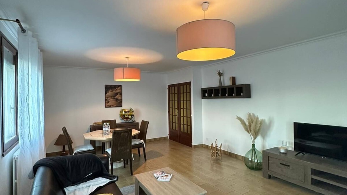 Echirolles House | Maison Confort Proche Stations Ski | Free Parking | Garage | 6 pers