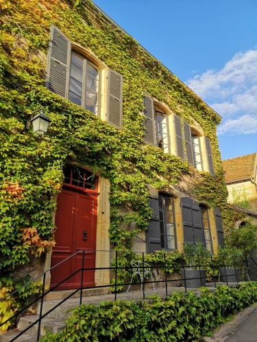 Bois-Sainte-Marie House | Maison d'hôtes - Les Tillets