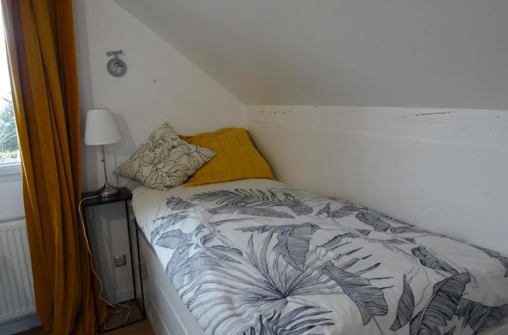 Saclay Bed & Breakfast | Maison d'hôtes les roses trémières