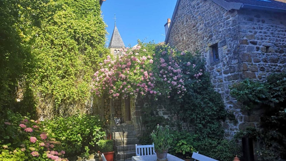 Bois-Sainte-Marie Cottage | Maison d'invites Les Tillets