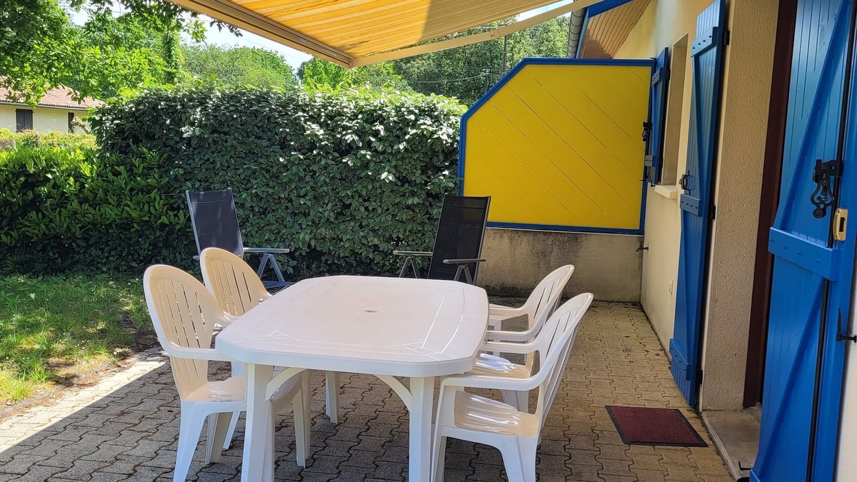 Saint-Julien-en-Born House | Maison Dans une Résidence Vacances Avec Piscine ,tennis,terrain de Basket