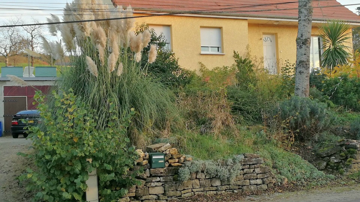 Chassey-le-Camp House | Maison de 2003 Avec Sous-sol Terrain de 990m