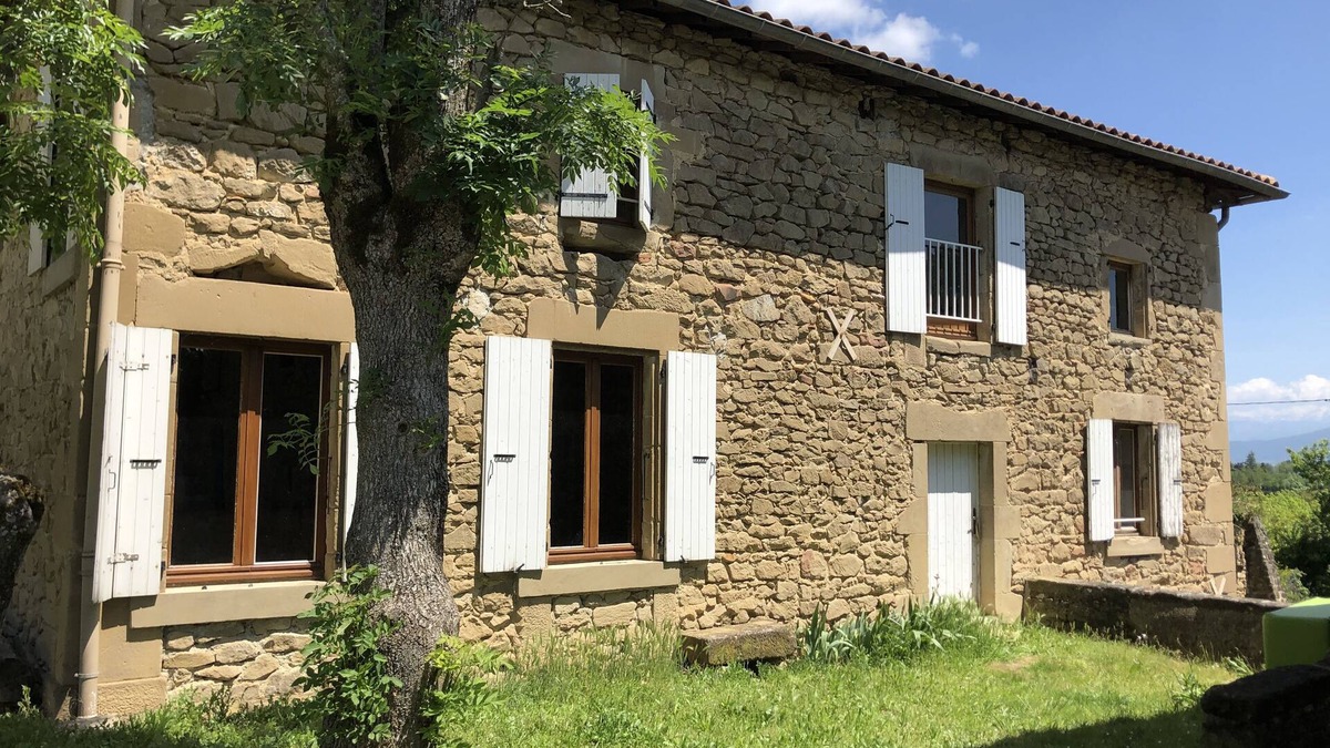 Romans-sur-Isere House | Maison de 220m²/4 ch. Dans un Écrin de Verdure Classé Natura 2000