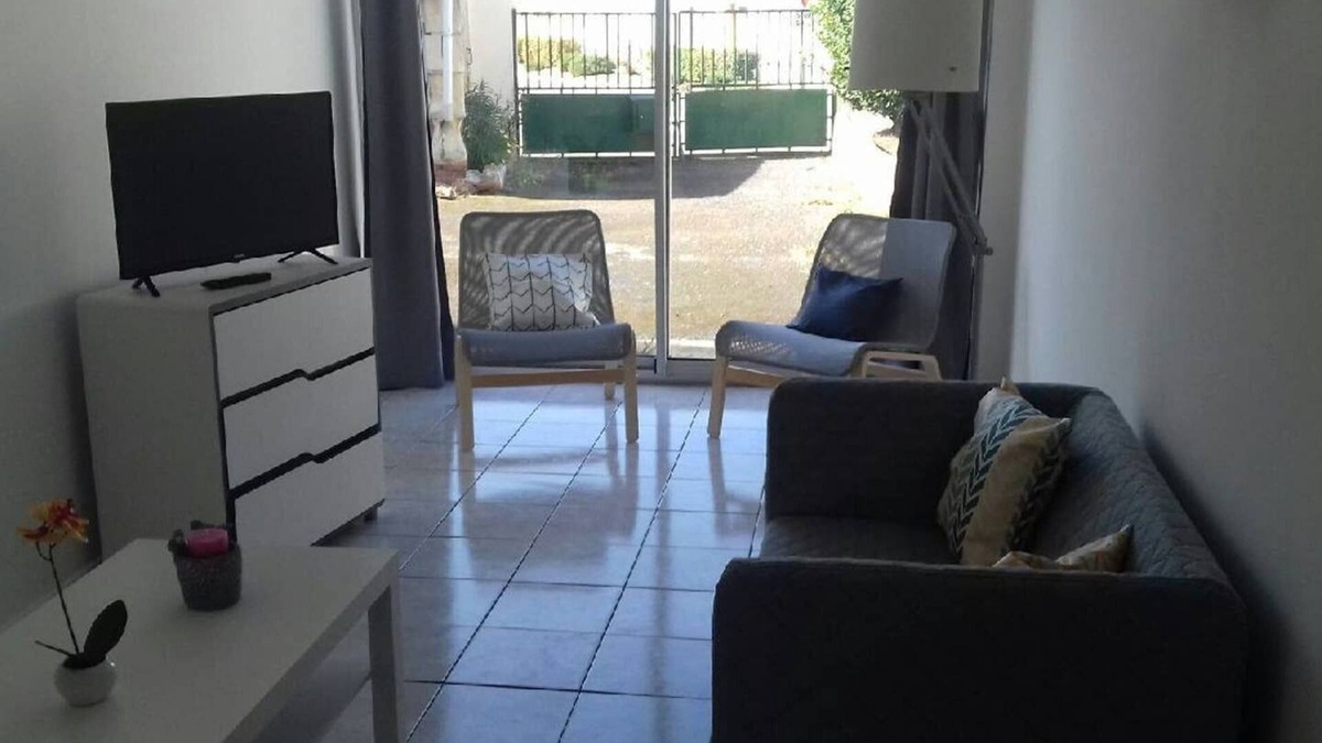 Argenton l'Eglise House | Maison de Bourg Spacieuse, 6 Personnes Deux-sèvres