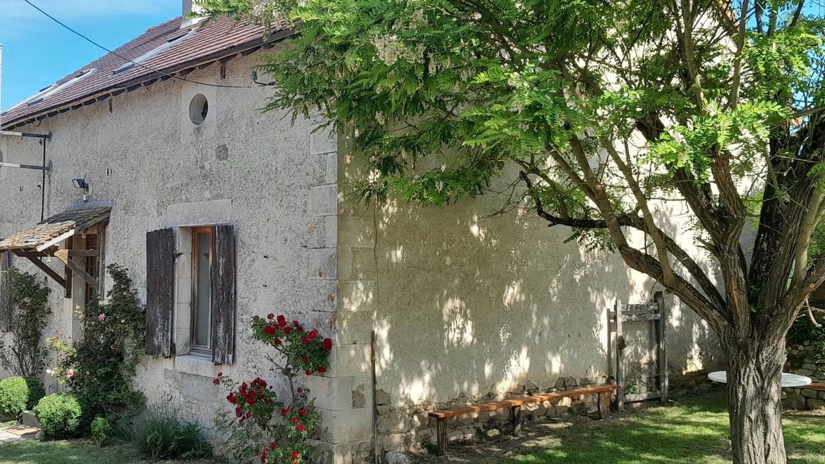 La Trimouille Other | Maison de Campagne Indépendante Avec Grands Espaces 15 Personnes