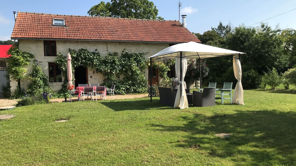 Roiffe House | Maison DE Campagne Avec Piscine Proche Fontevraud ET Center Parc