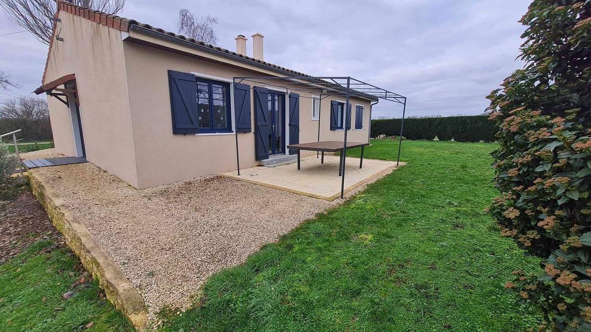 Jemelle House | Maison de Campagne