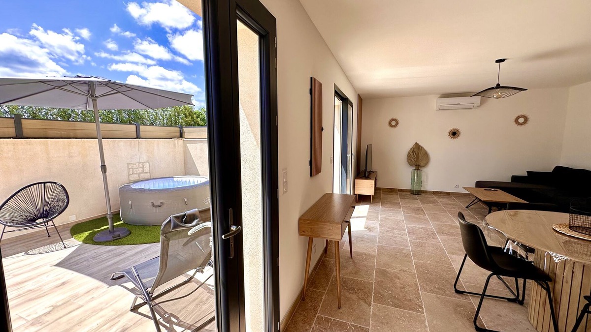 Molleges House | Maison de Charme Avec Jacuzzi