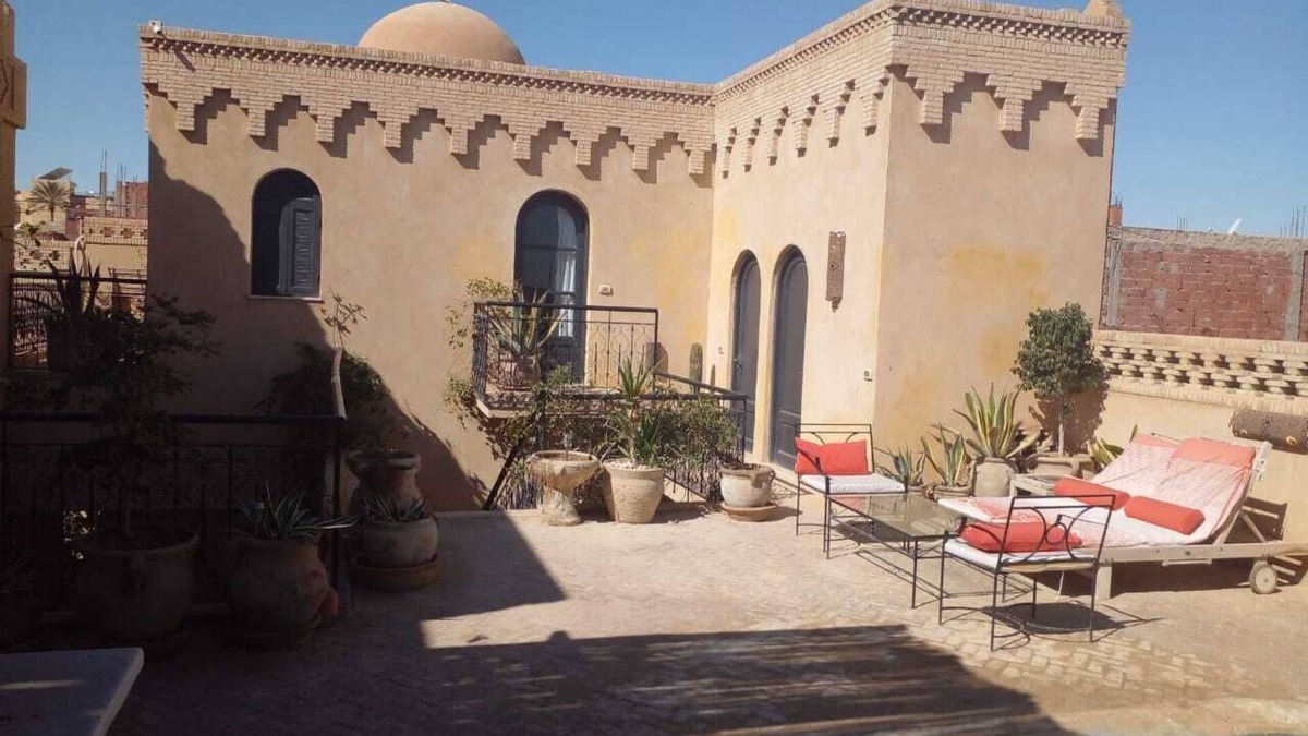 Tozeur House | Maison de Charme, Piscine , Pergola, vue Panoramique sur les Minarets