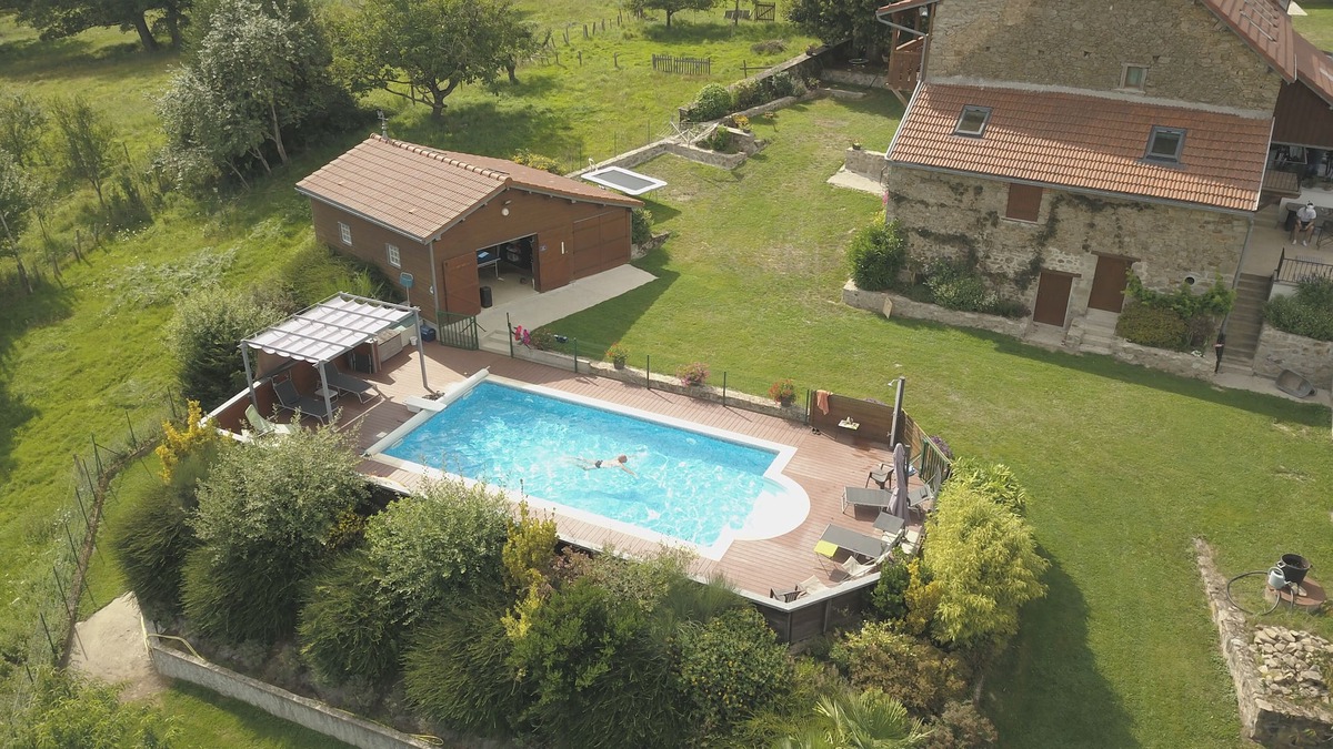 Naillat Cabin | Maison de Charme, sol en Pierre, Dans Petit Hameau Tranquille