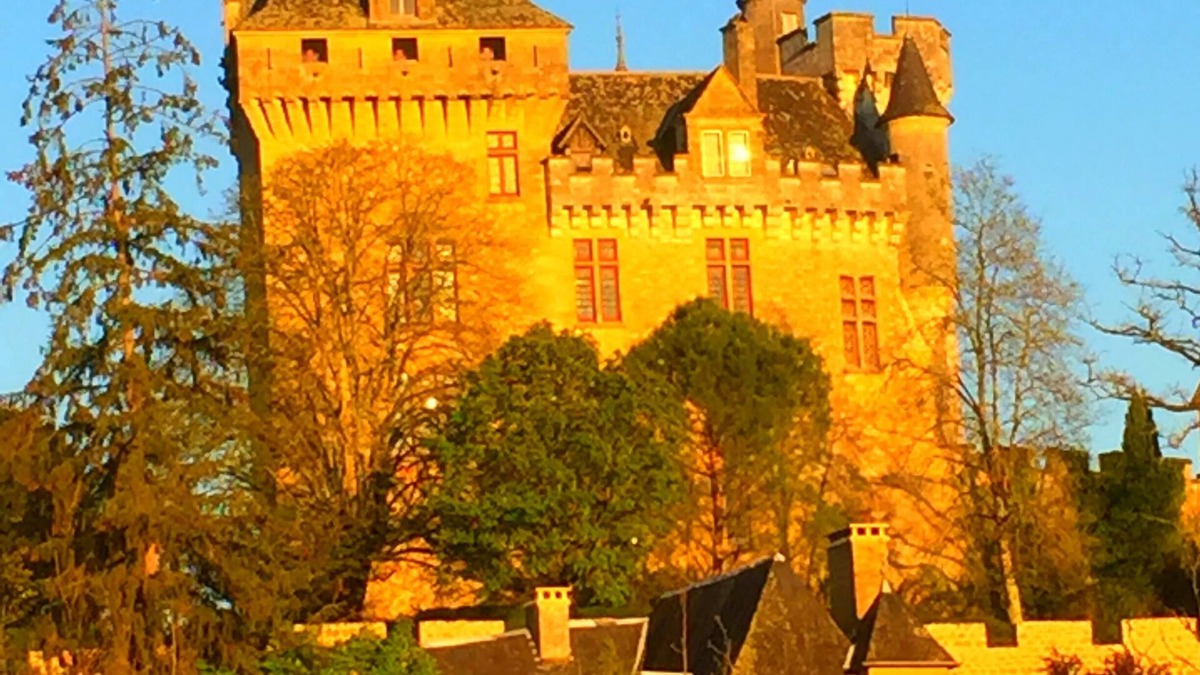 Montfort House | Maison de Montfort -Ideal Location near Sarlat Fabulous View Of Chateau Montfort