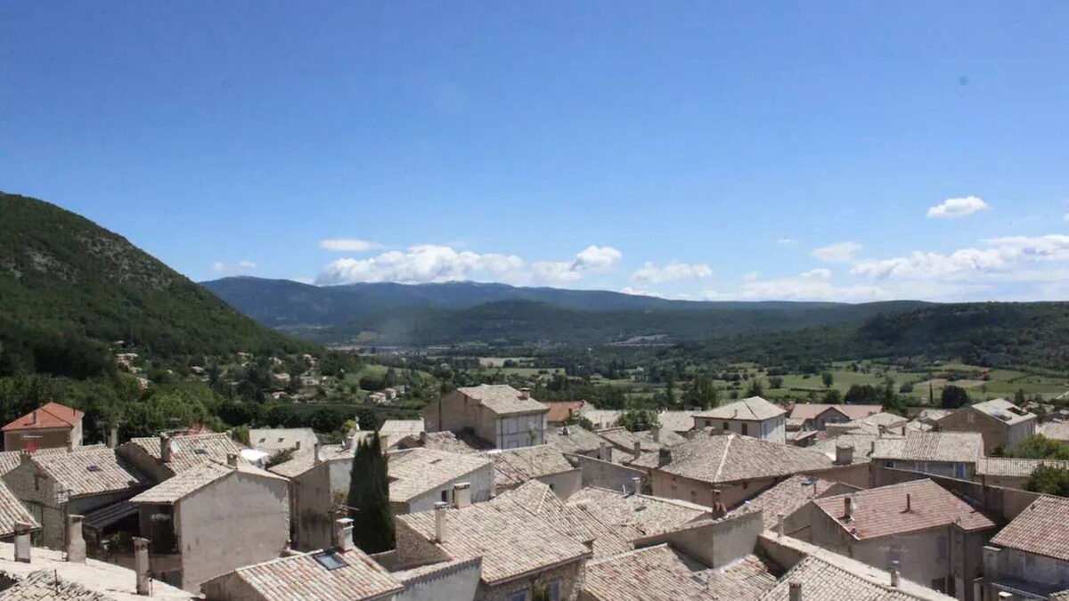 Banon House | Maison de Ramparts du 17e Avec Jacuzzi