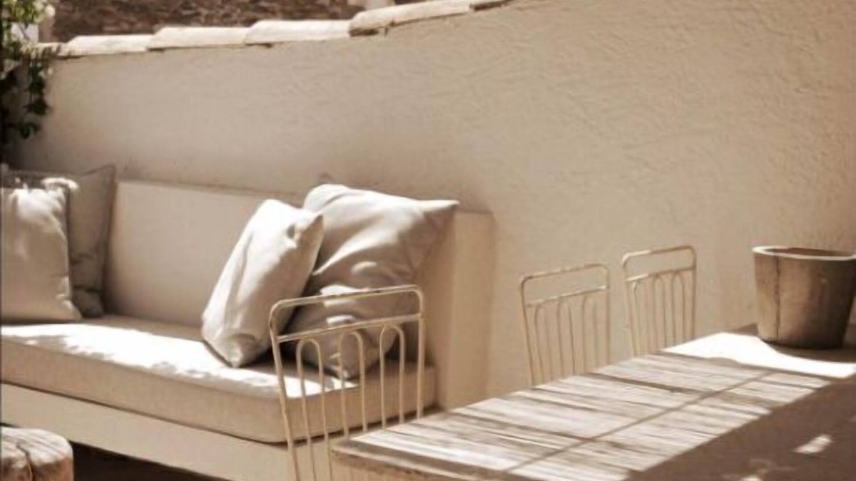La Garde-Freinet House | Maison de Village Avec Terrasse Tropézienne de 38 m2, Garage et Climatisation