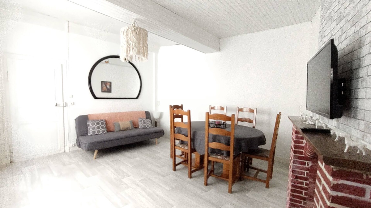 Lormes Apartment | Maison de Ville Chez iza