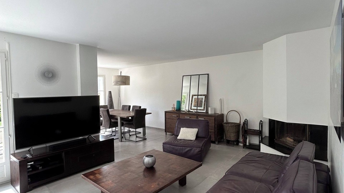 Mennecy House | Maison de Ville Entre Paris, Versailles, Fontainebleau et Disney Land