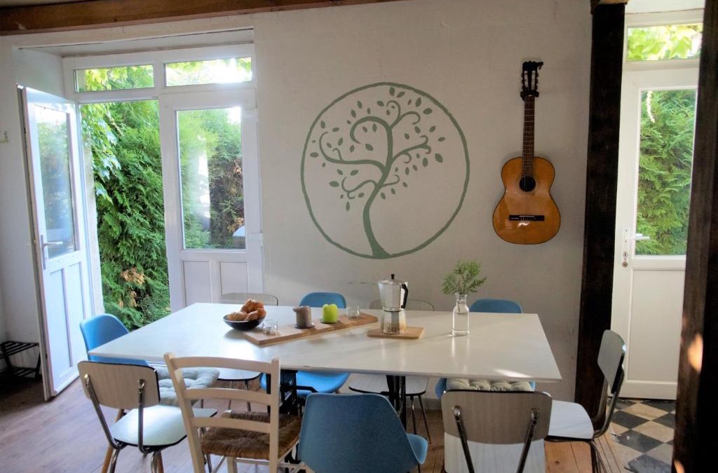 Plancher-Bas House | 'Maison des artistes' for up to 15 in Nature Park