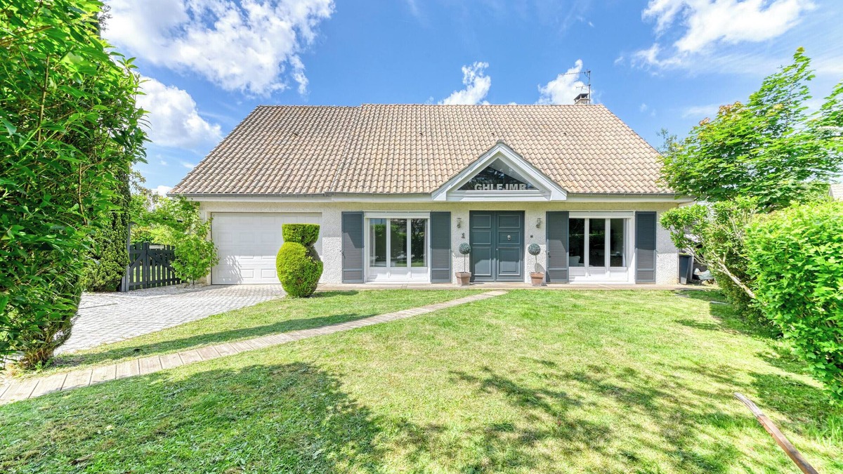 Lissieu House | Maison des Platanes - Welkeys