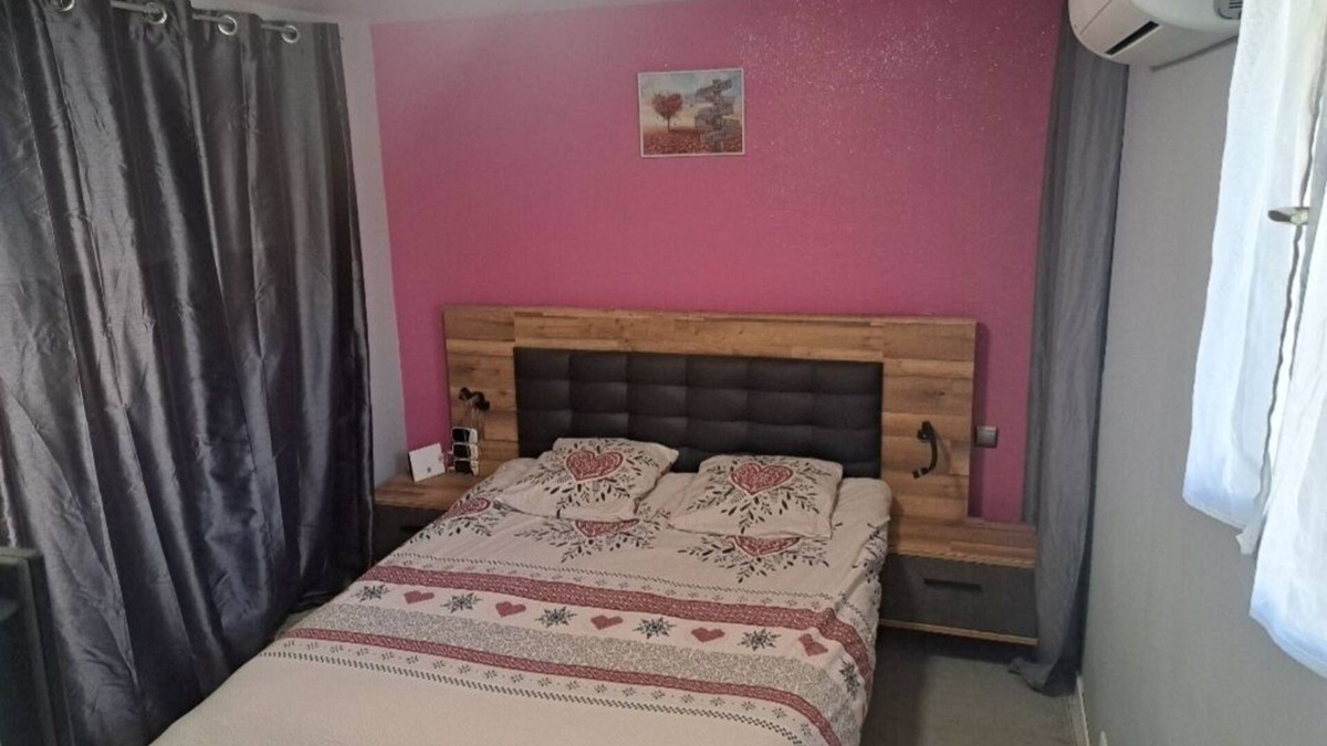 Jayac House | Maison du Bonheur