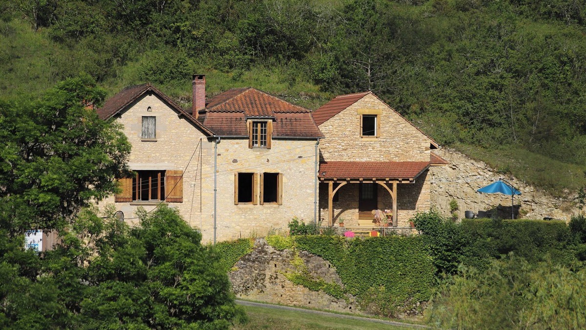 Urval House | Maison du Tertre de l'Écu-24480 URVAL-3 stars-1 parents suite-1 bdrm-4 p