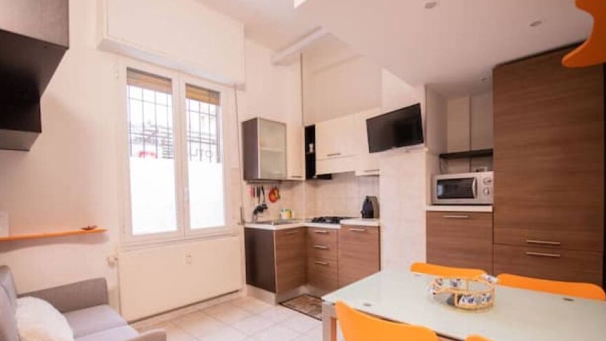 Milan Apartment | Maison- [Duomo - SanSiro] - 15 minutes from the center