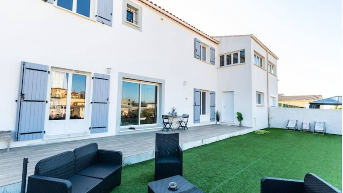 Notre-Dame-Limite House | Maison en Hauteur Avec vue mer à Marseille