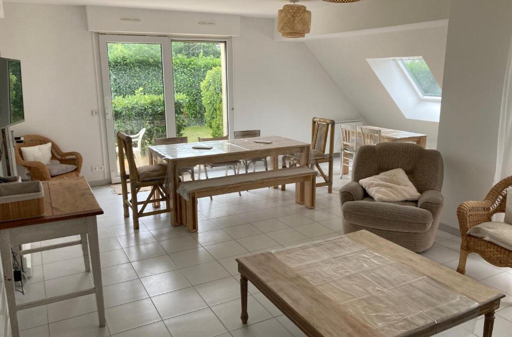 Gouville-sur-Mer House | Maison familiale dans une rue paisible