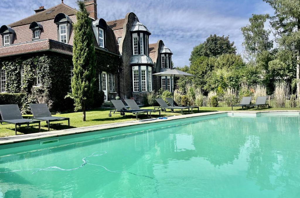 Saint-Lazare-Les Avenues Bed & Breakfast | Maison Heronnière