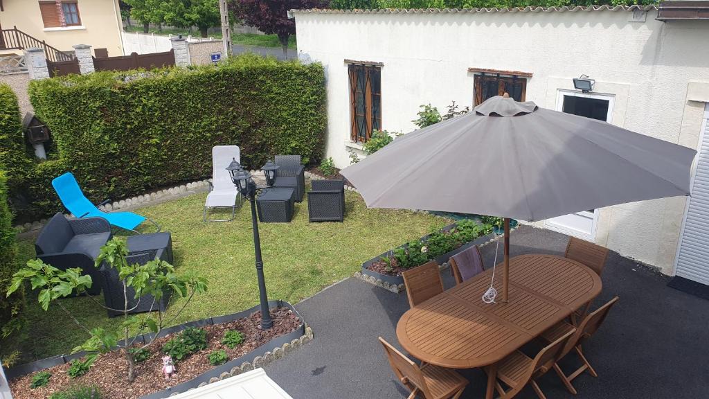 Les Cites House | Maison, jardin, barbecue et vélo classé 3 étoiles