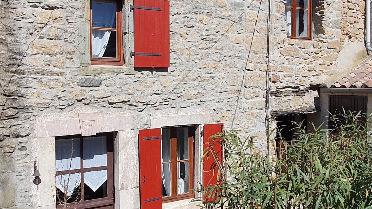 Beaufort House | Maison La Cosy is a romantic cottage with antique character and charm