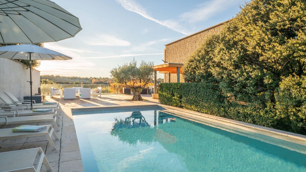 Venasque Villa | MAISON MARC - LUXURY VILLA + HEATED POOL + CONCIERGE SERVICE