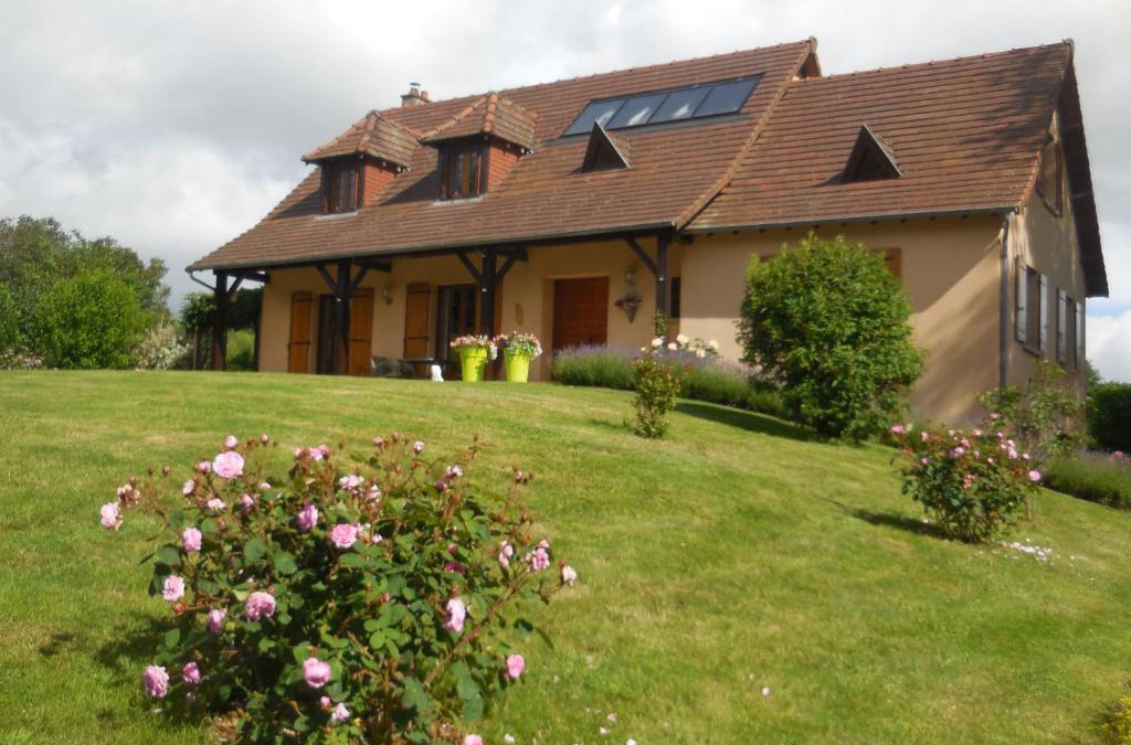 La Roche-l'Abeille Bed & Breakfast | Maison Maton