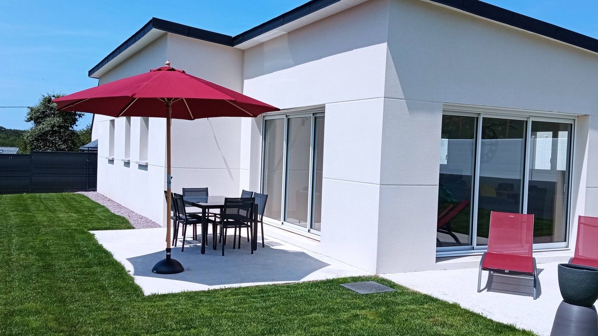 Pleherel-Plage-Vieux-Bourg House | Maison Neuve de 2023, Plain Pied, 2 Chambres, à 10 Minutes à Pied de la Plage