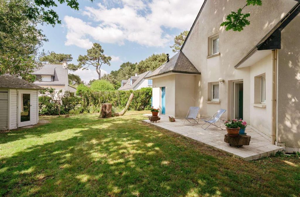 Carnac Villa | Maison spacieuse à Carnac, proche plage, 3 terrasses, jardin clos, Wifi, pour 7 pers, 2* - FR-1-477-220