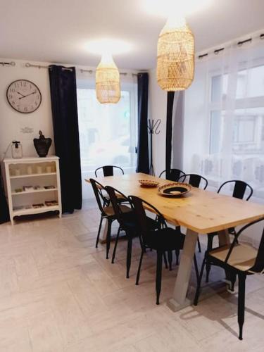 Rive Droite House | maison spacieuse centre et plage