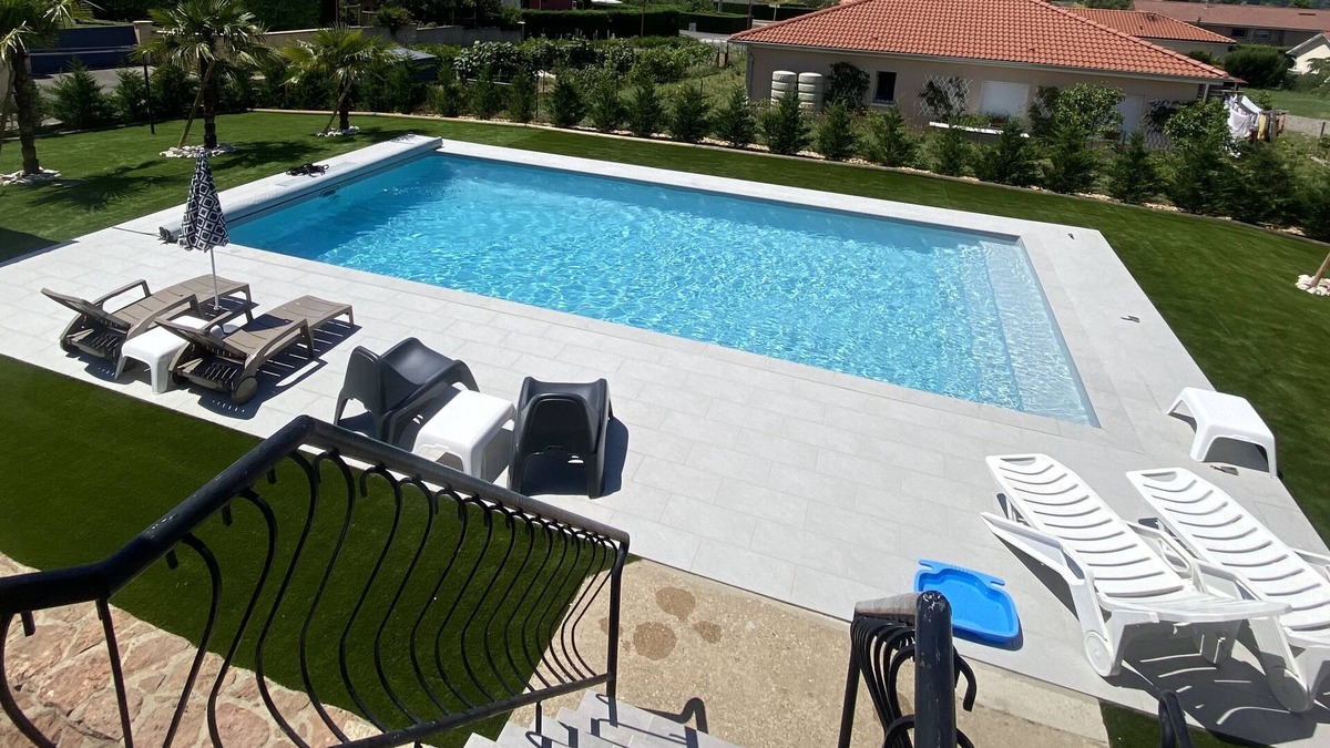 Grieges House | Maison Spacieuse, Conviviale