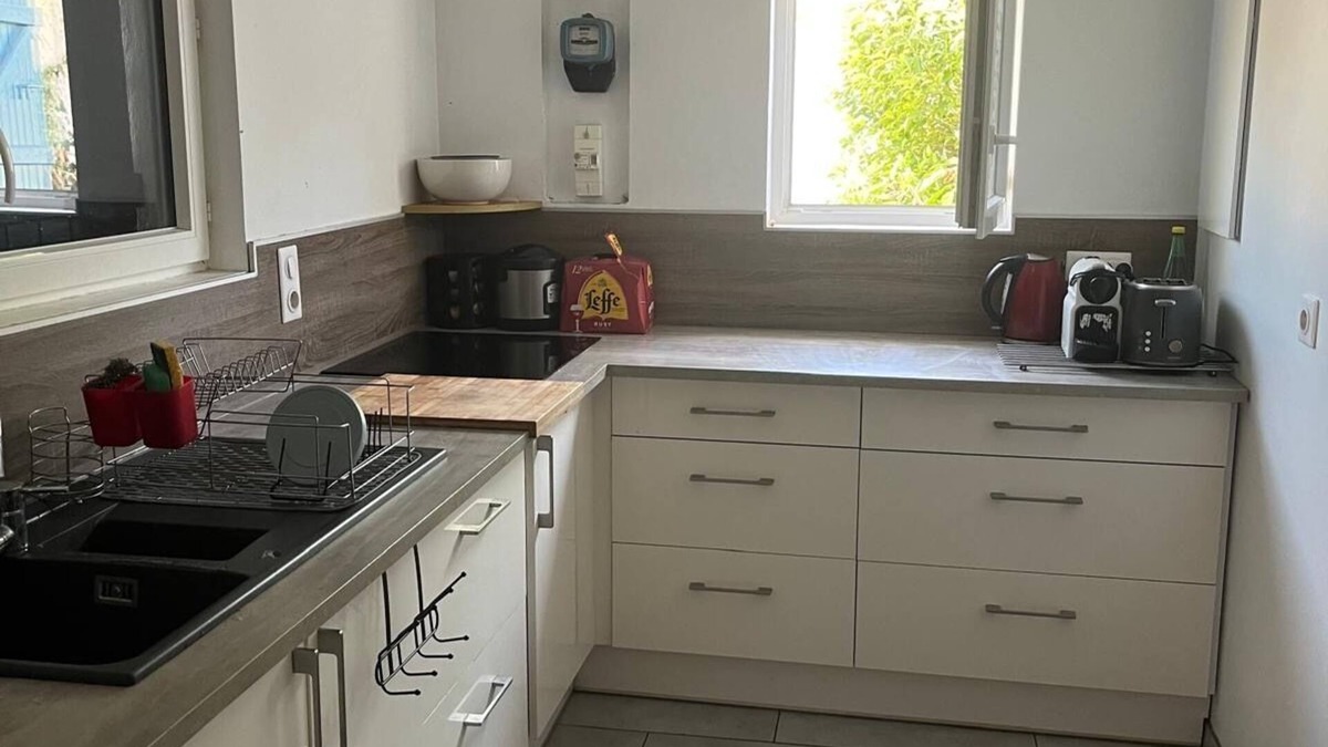 Villenave-d'Ornon House | Maison Teranga au Bourg de Villenave d'ornon for 8