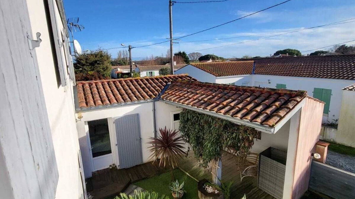 L'Echardiere House | Maison Tout Confort Dans un Village Typique de L'île D'oléron