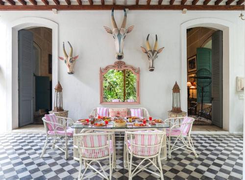 White Town Bed & Breakfast | Maison Twenty Six by LuxUnlock Private Villas