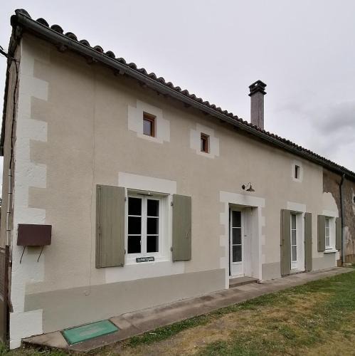 Savigne House | Maison Vigneronne - Stay on a vineyard, in the winegrowers cottage