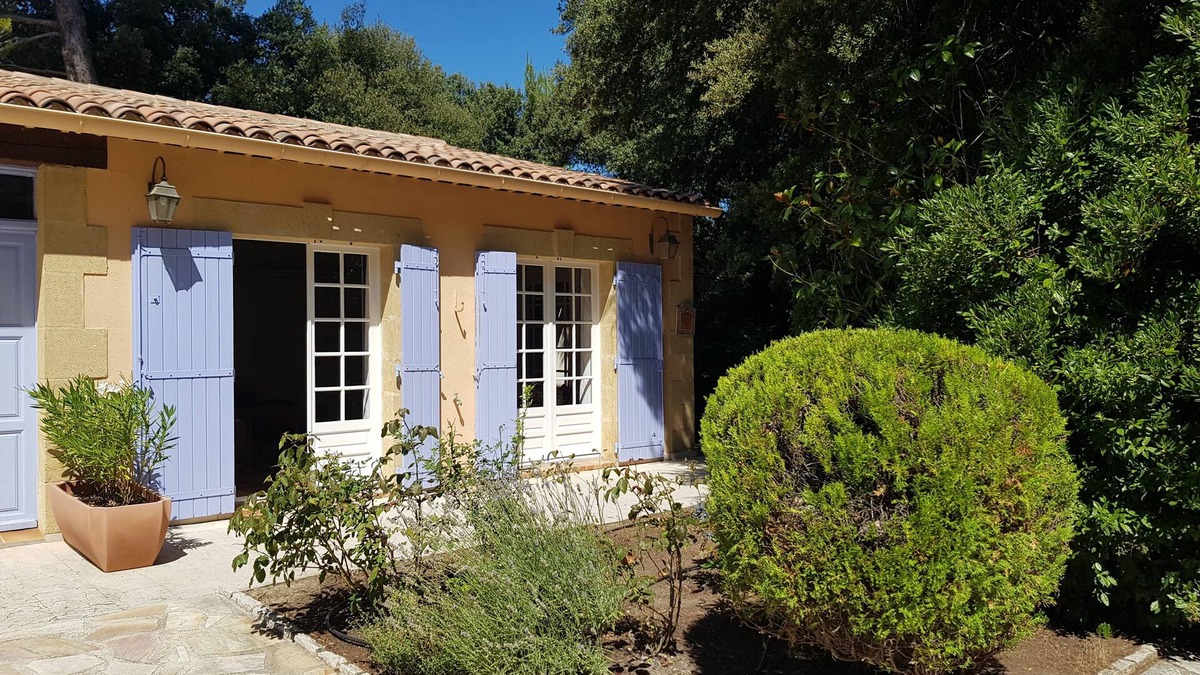 La Bastide-des-Jourdans House | Maisonette Luberon