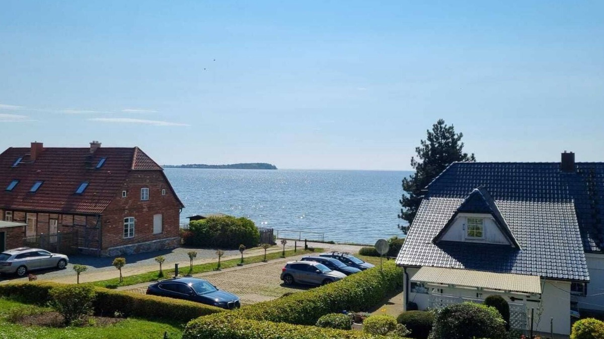 Putbus Apartment | Maisonette with 2 balconies and sea view