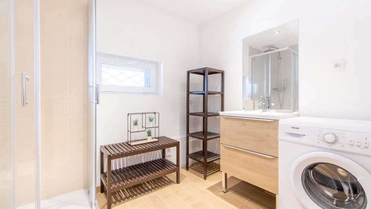 4th Arrondissement Apartment | Maisonmars Le Complexe Blancarde