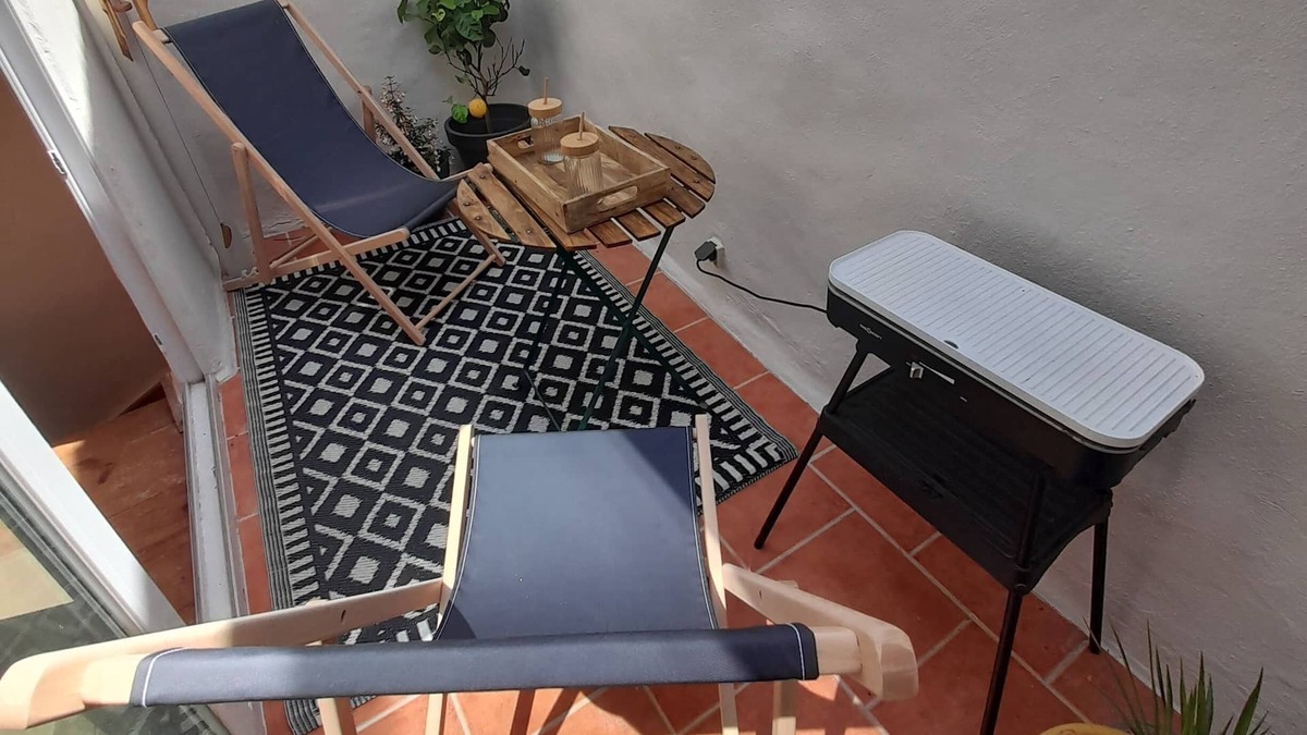 Quarante House | Maisonnette de Charme Avec Petite Terrasse