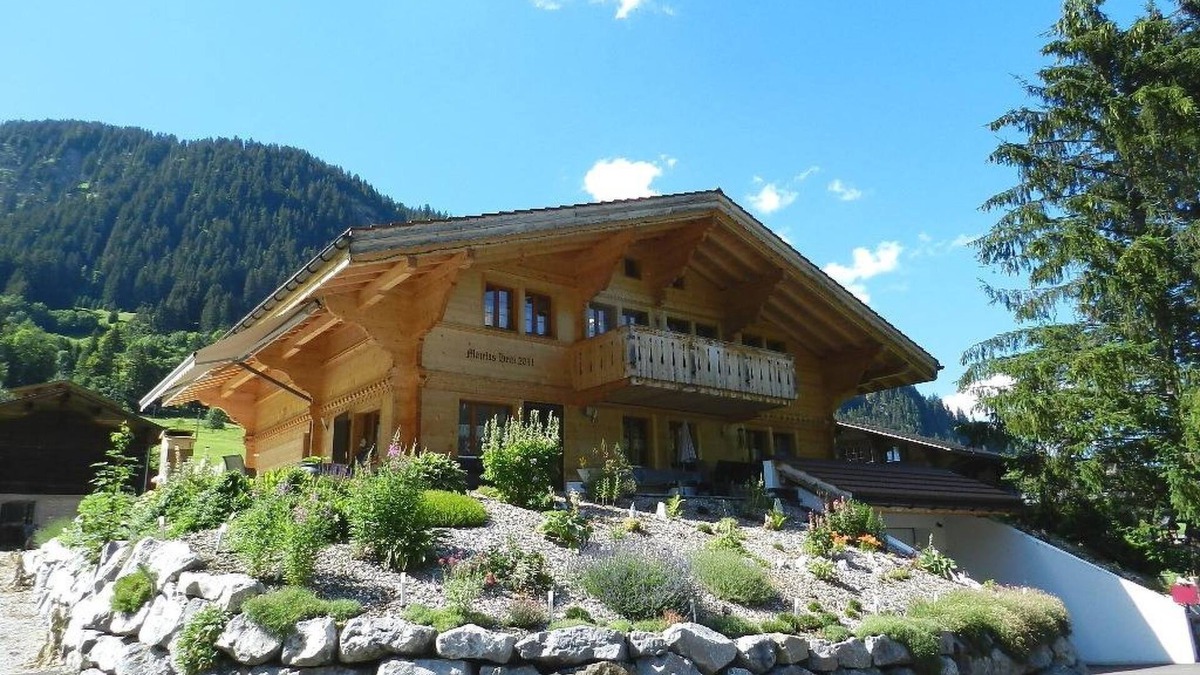 Gsteig Apartment | Majelas Heiti by Interhome
